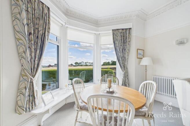 2 bed Apartment for sale Image 12