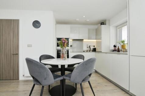 St. James Road, BRENTWOOD, Essex, CM14