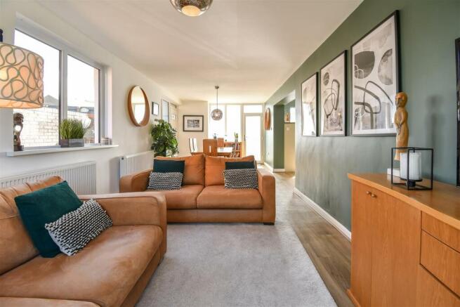 Living / Dining Room