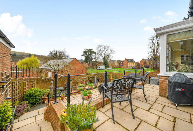 1425259-3-69b056e...