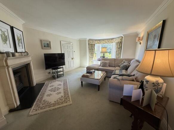 7 bed Detached for sale Image 7