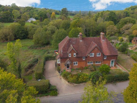 Etherington Hill, Tunbridge Wells, TN3 photo 4