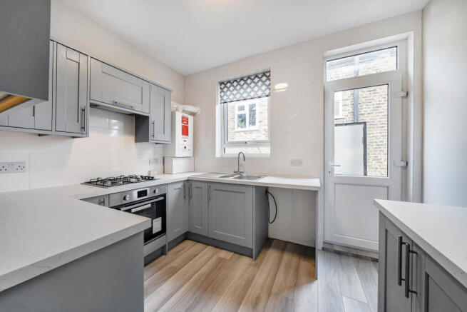 1417972-3-69988c0...