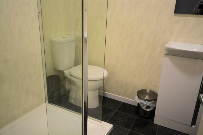 Shower room.jpg