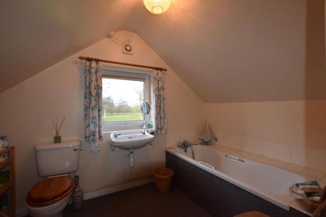 Bathroom / WC