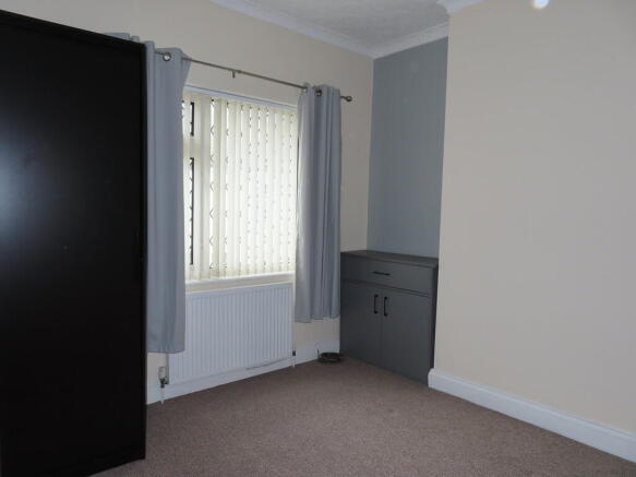 2 bed Terraced to rent Image 9