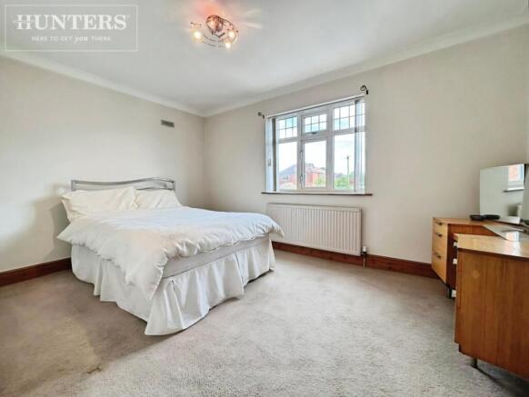 3 bed Semi-Detached for sale Image 7