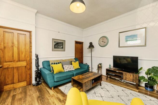 2 bed End of Terrace for sale Image 7