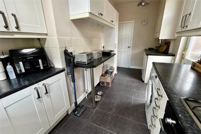 3 bed Semi-Detached for sale Image 9