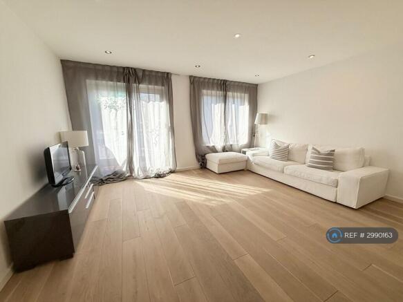 Open Plan Living / Dining
