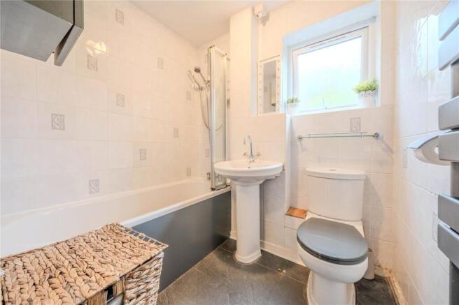 3 bed Town House for sale Image 7