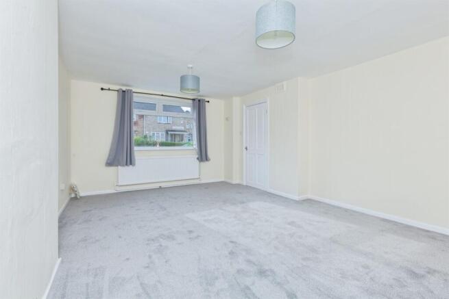 Scotswood Crescent, Leicester photo 4