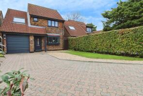 32, Throopside Avenue, Bournemouth BH9 3NR