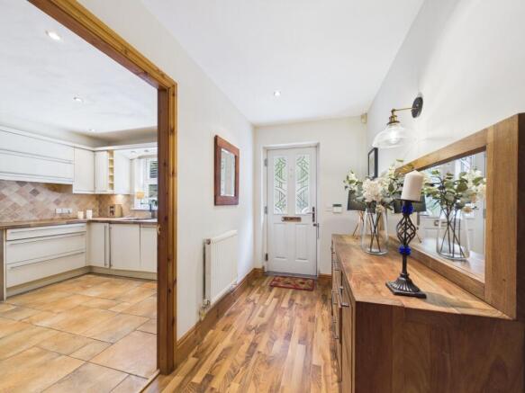 4 bed Semi-Detached for sale in barlow