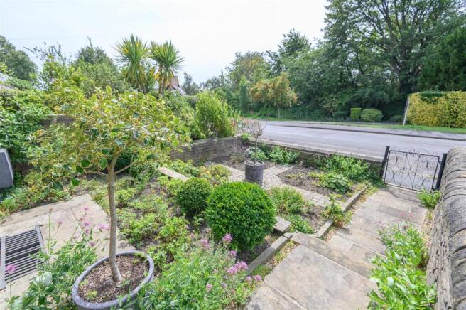 4 bed Terraced for sale Image 5