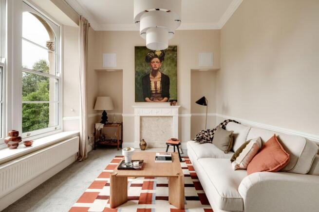 Sitting/Dining Room