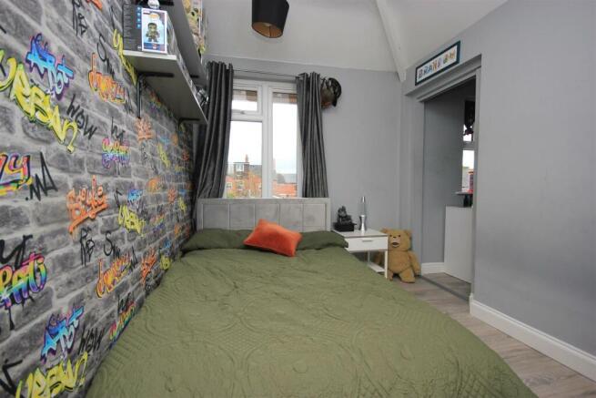 bed 3.JPG