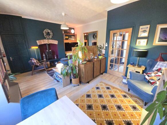 Open Plan Living/Dining