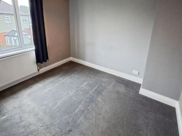 Beaumont Place, Nuneaton, Warwickshire, CV11 photo 4