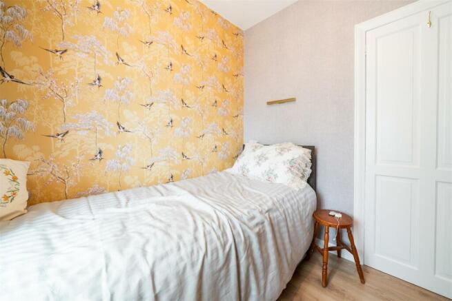 Bedroom 2-2.jpg