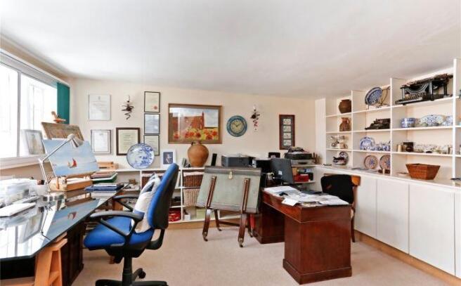 Study/Bedroom 2