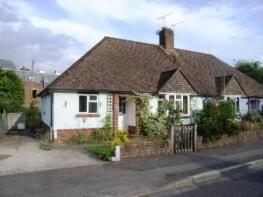 42, Raven Road, Hook RG27 9HH