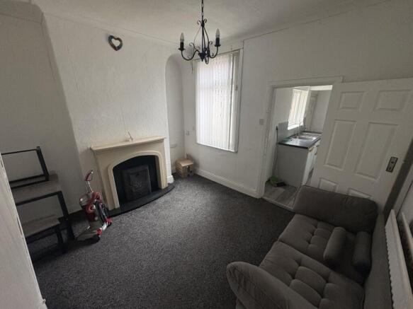 2 bed Terraced for sale Image 4