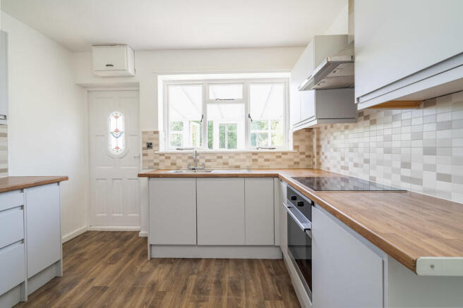 3 bed Detached Bungalow for sale Image 7