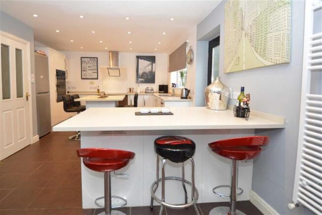 Dining kitchen