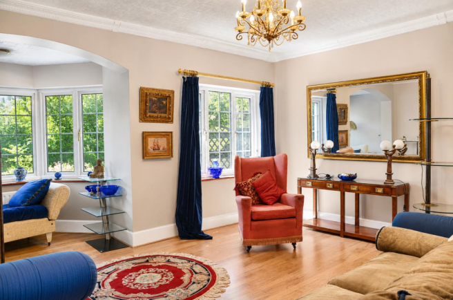 Living Room 2.png