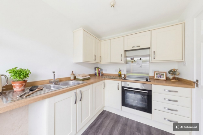 Kitchen (AI staged)