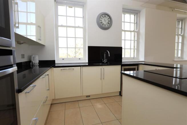 Apartment 6, Wyatt House, Hensol Castle Park, Hensol, Pontyclun, CF72 8GH photo 4