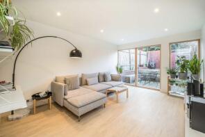 47, Haselrigge Road, London SW4 7EN