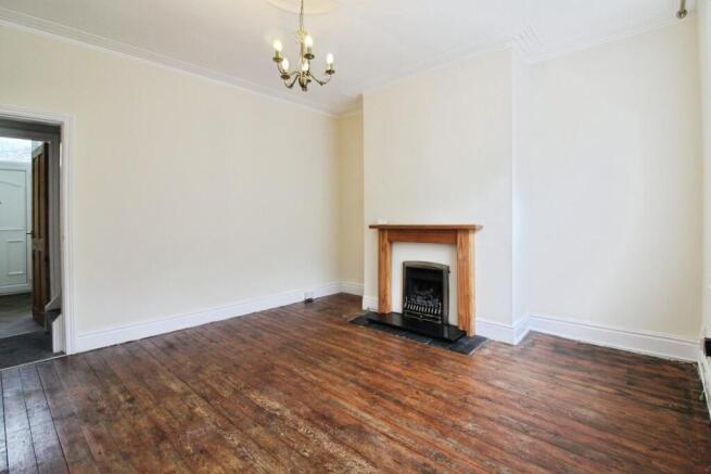 3 bed Terraced for sale Image 6