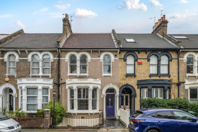 1371823-20-68f9f3...