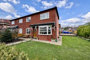 26, Gore Avenue, Salford M5 5LG