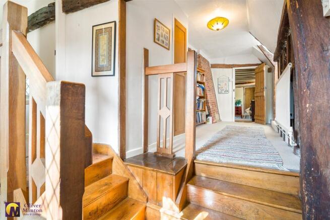 SECOND FLOOR LANDING