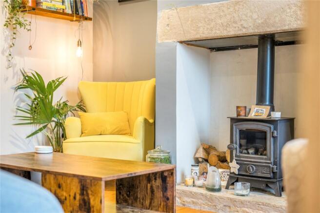 2 bed Terraced for sale Image 5