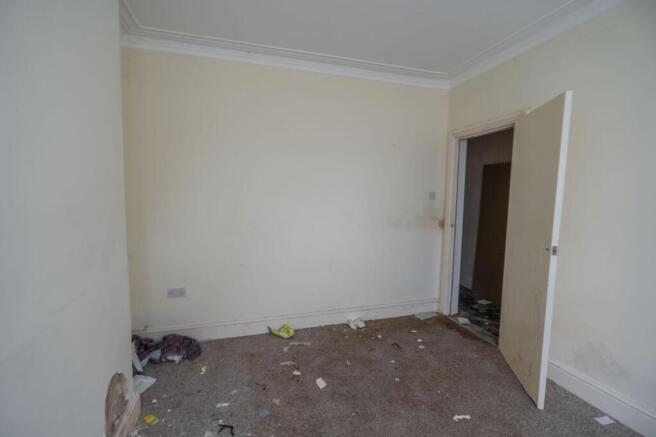 Living Room (2)