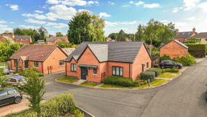 10, Appleyard Close, Leicester LE7 7XT