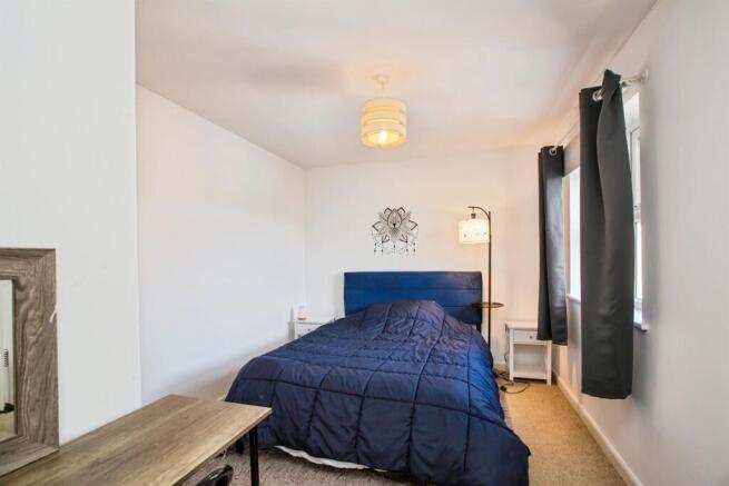 2 bed Apartment for sale Image 9