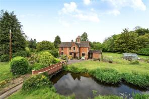 Moat Farm, Park Road, Drinkstone IP30 9SU