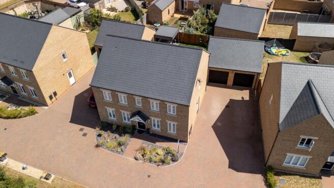 Hardmead, Bicester, OX26 photo 4