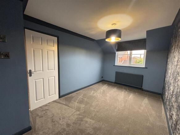 3 bed Semi-Detached to rent Image 10
