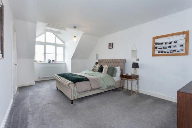 BEDROOM 1 B