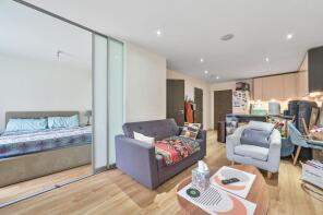 Flat 16, Emerald House, Commander Avenue, Colindale, London NW9 5ZH