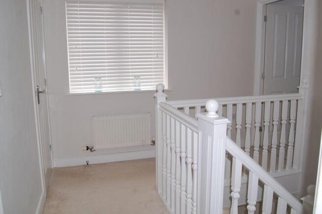 GALLERIED LANDING