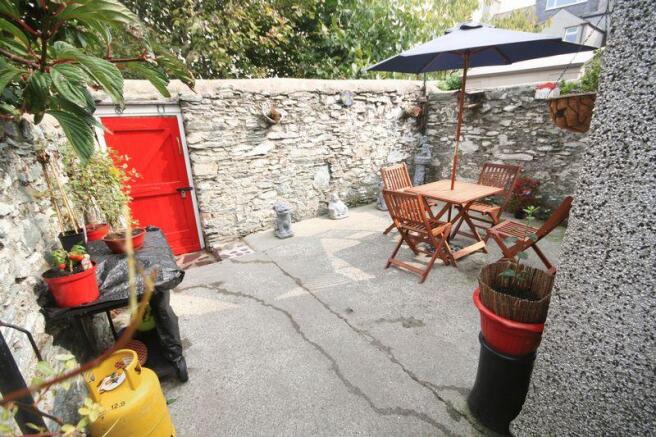 Photo 8