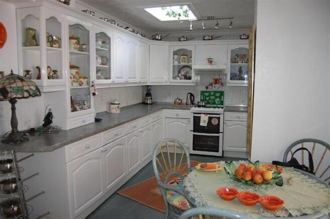 Kitchen / Breakfast 