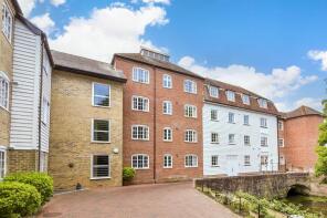 18, Deans Mill Court, The Causeway, Canterbury CT1 2BF